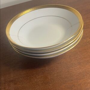 Noritake White and Gold Queen's Gold Pattern